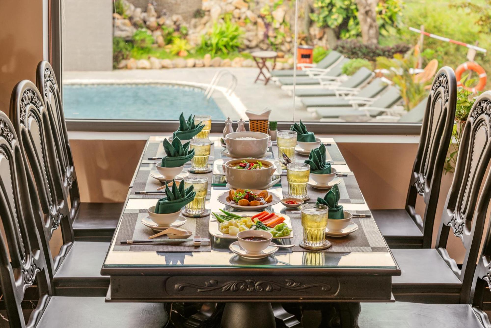 The Palms Hotel By Hmg Phan Thiết Zewnętrze zdjęcie