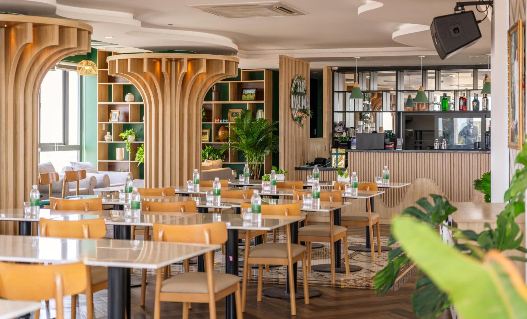 The Palms Hotel By Hmg Phan Thiết Zewnętrze zdjęcie