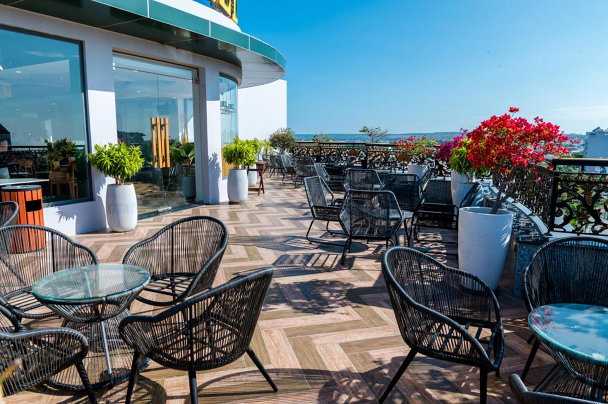 The Palms Hotel By Hmg Phan Thiết Zewnętrze zdjęcie